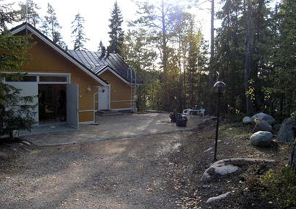 Villa Linnunlaulu Loparo Zimmer foto