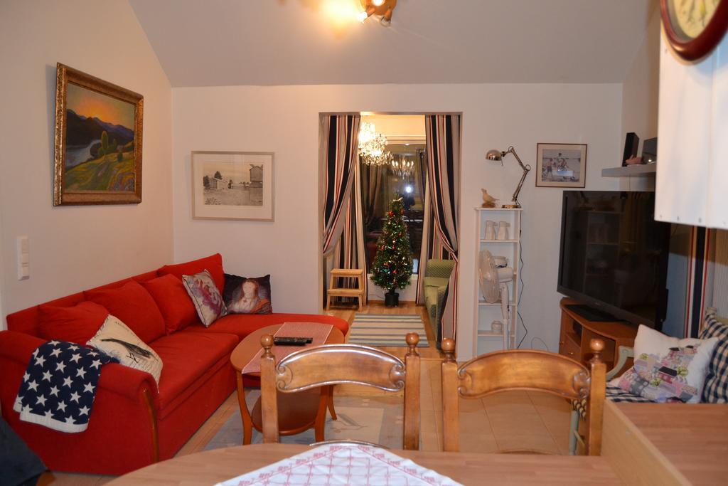 Villa Linnunlaulu Loparo Zimmer foto
